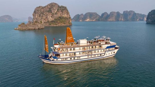 Halong Bay – Bai Tu Long Bay 2 days on Signature Cruise
