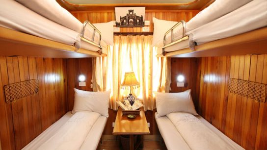 Sapaly express train