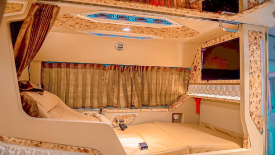 Hanoi HaGiang private cabin bus