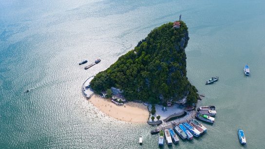 Ti Top Island: Paradise Found in Halong Bay 2 Ti Top Island: Paradise Found in Halong Bay image 166