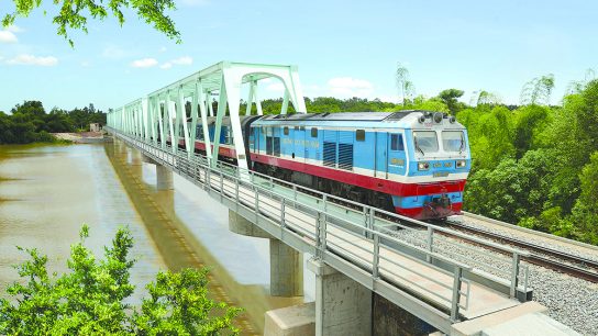 Hanoi Dong Hoi Quang Binh train  – Vietnam Railways